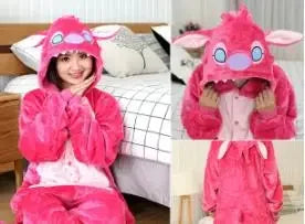 Combinaison Stitch - Rose à Capuche Tailles Enfant et Adulte