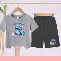 Anniversaire avec Haut Gris et Short Noir
