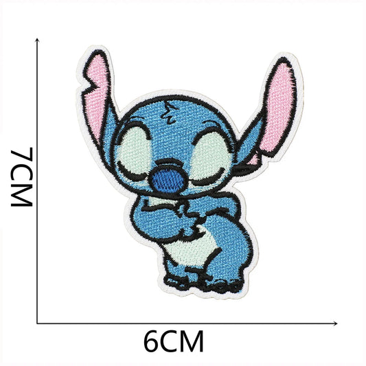 Écusson Stitch - Debout les Yeux Fermés