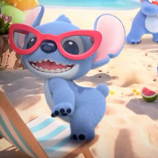 Figurine Stitch - Lunettes Rouges sur la Plage