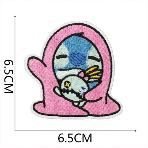 Écusson Stitch - Sous une Couverture Rose