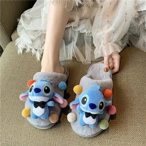 Chaussons Stitch - Gris et Pompons Colorés