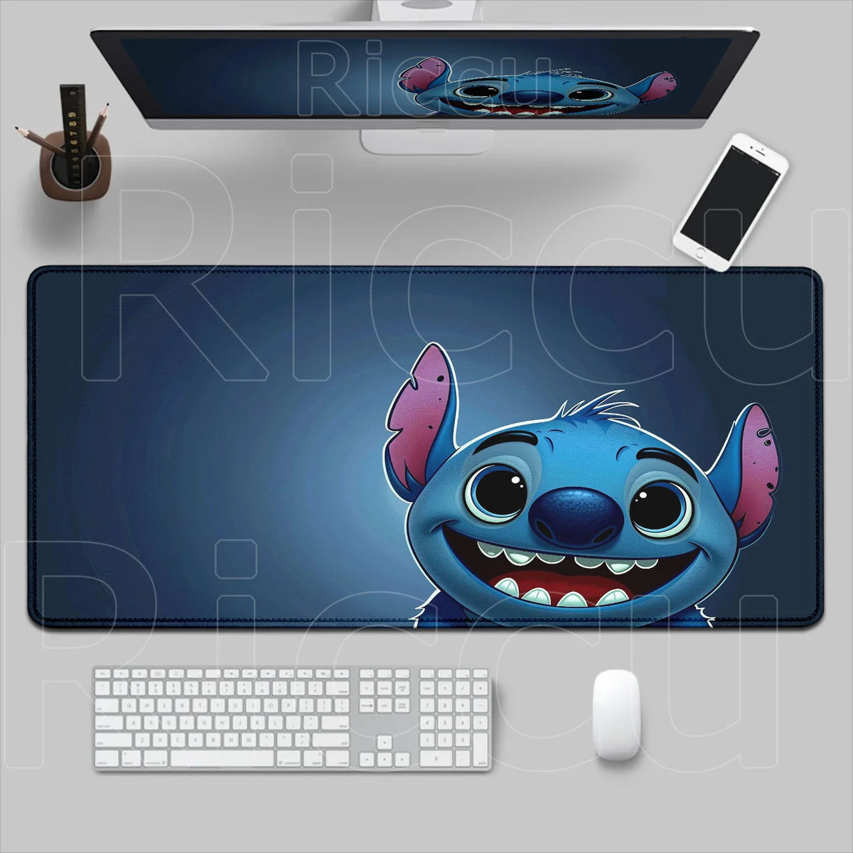 Tapis de souris Stitch - Sourire sur Fond Bleu Nuit
