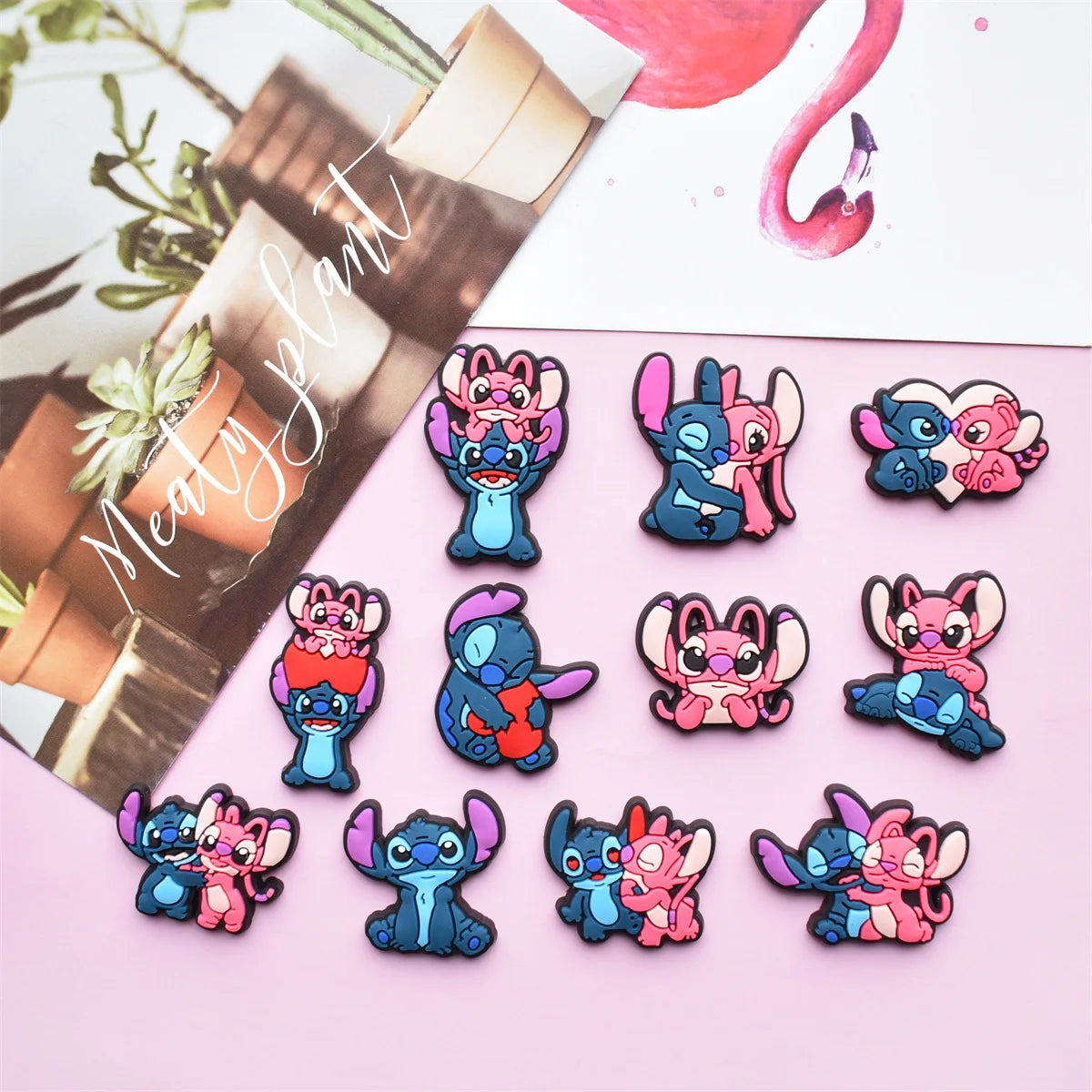 Set van 15 schoenen decoraties Stitch en Angel - gekleurde patronen