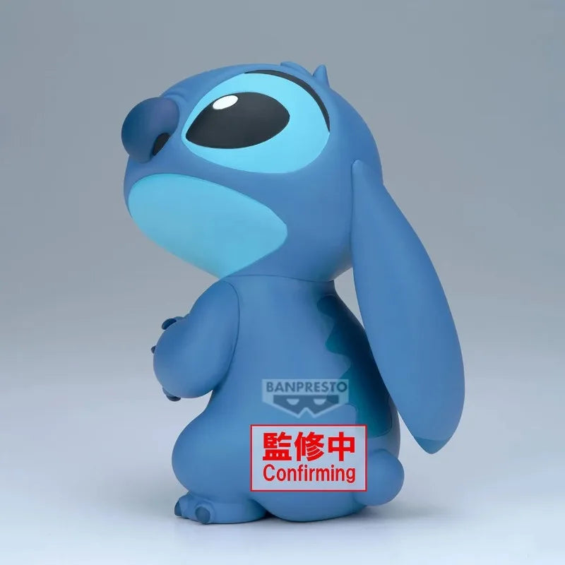 Figurine Stitch - Debout le Regard Levé