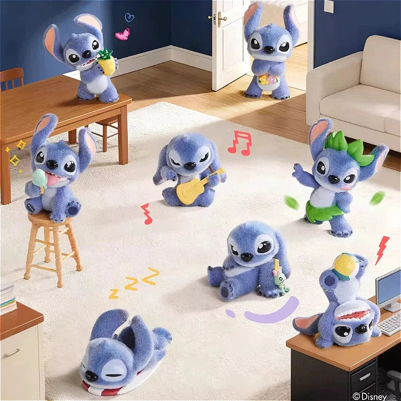 Coffret de 8 figurines surprises Stitch - By Your Side