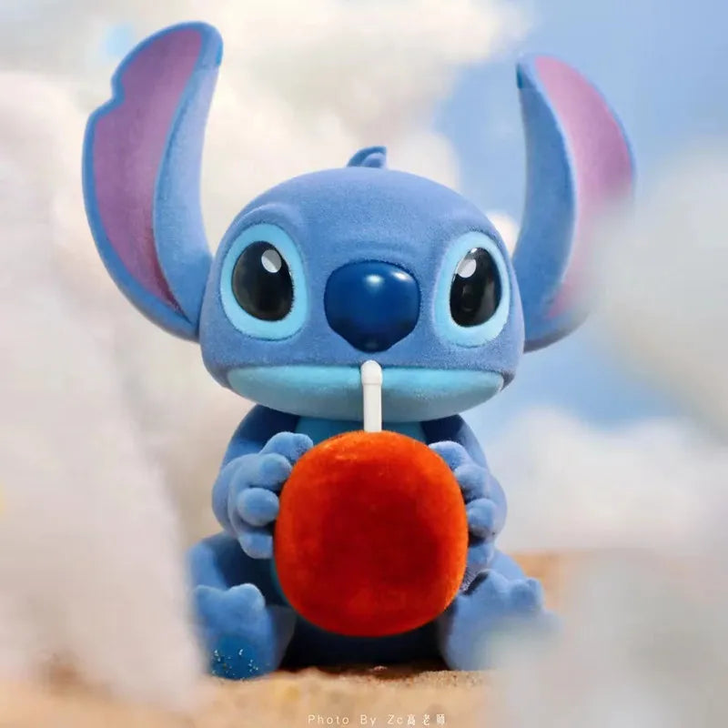 Figurine Stitch - Tricycle Rose