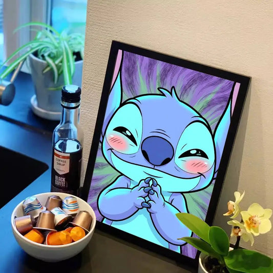 Affiche Stitch - Mains Jointes et Reflets Violets