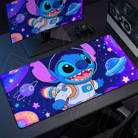 Astronaute sur Fond Violet