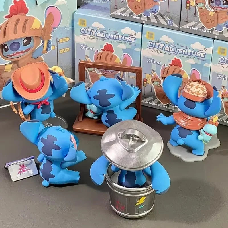 Figurine Stitch - Statue Grise et Végétation