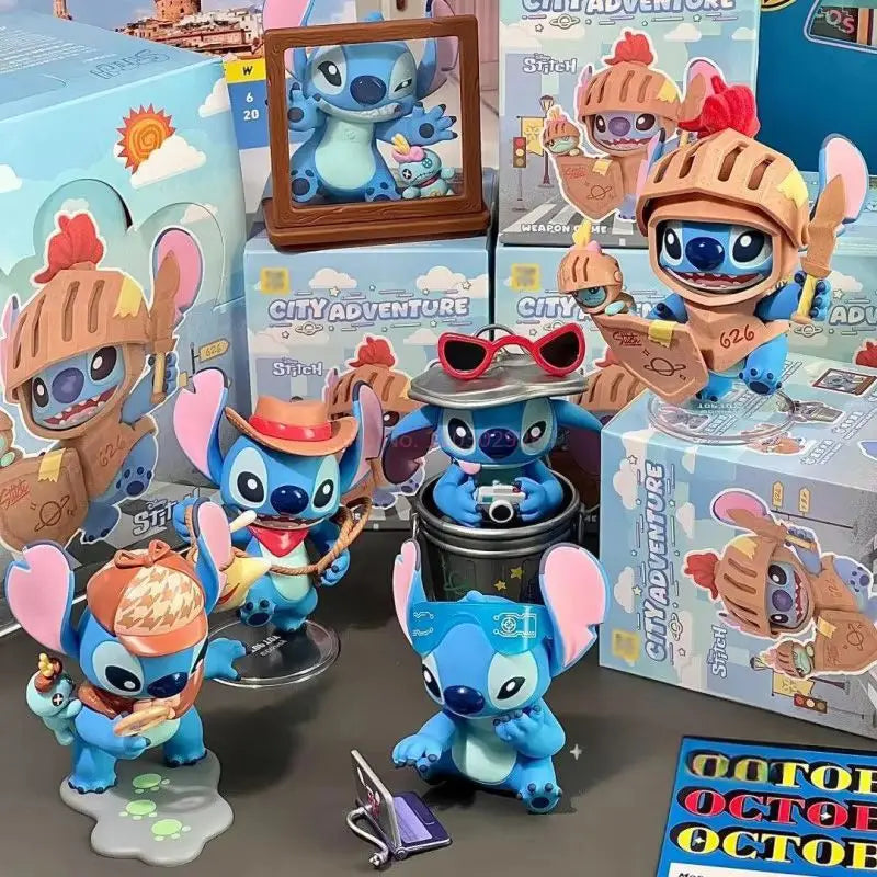 Figurine Stitch - Statue Grise et Végétation
