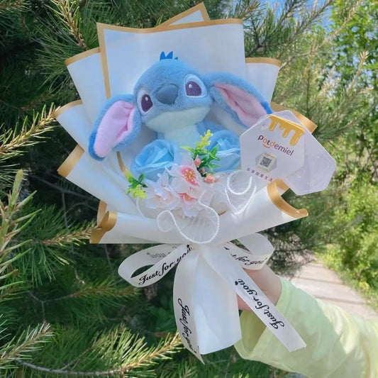 Bouquet avec peluche Stitch - Fleurs Pastel et Emballage Bleu